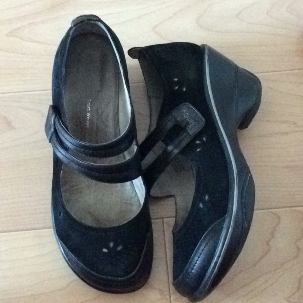 Jambu dress shoes 😍😍